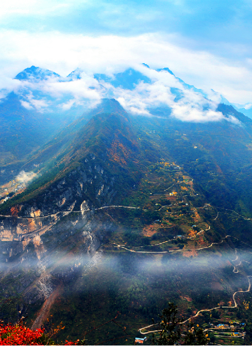 兰英天路景区1.png