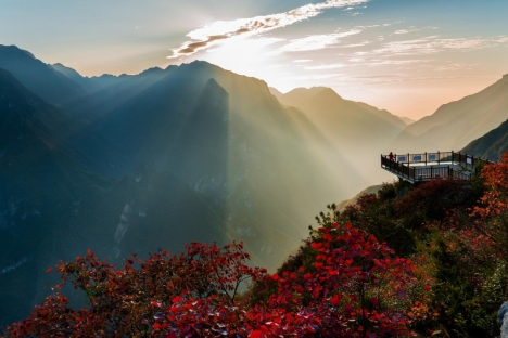 兰英大峡谷.jpg